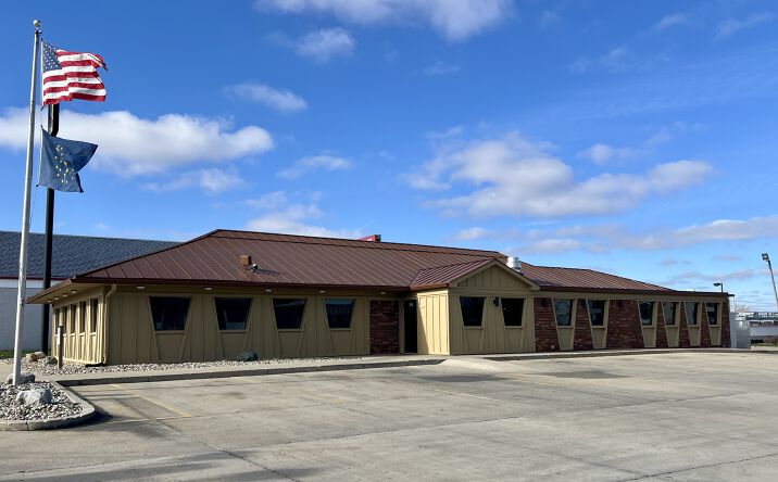 Pictures of Retail property located at 408 E Center Rd, Kokomo, IN 46902 for sales - image #1