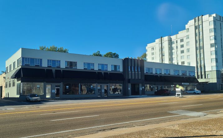Pictures of Mixed Use, Multifamily, Retail property located at 1495 Union Ave, Memphis, TN 38104 for sales - image #1