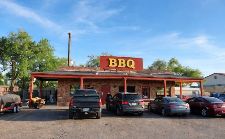 Pictures of Retail property located at 3605 34th St, Lubbock, TX 79410 for sales - image #1