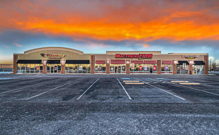 Pictures of Retail property located at 5220 Frederica St, Owensboro, KY 42301 for sales - image #1