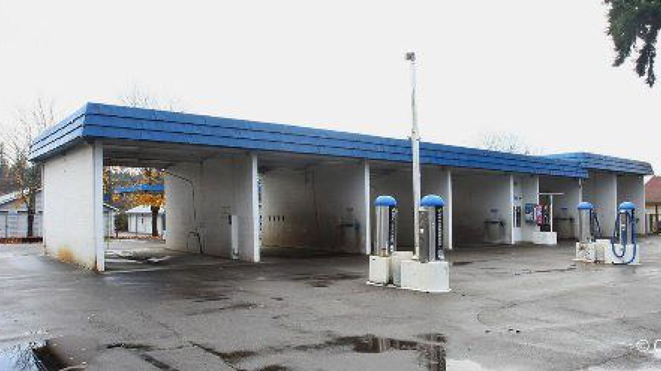 Pictures of Retail property located at 4714 Lacey Blvd SE, Lacey, WA 98503 for sales - image #1