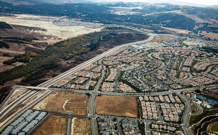 Pictures of Land property located at SWC of Suerte Street and Airoso Street, Mission Viejo, CA 92694 for sales - image #1