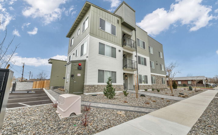 Pictures of Multifamily property located at 542 7th St, Sparks, NV 89431 for sales - image #1