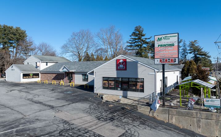 Pictures of Office, Retail property located at 595 W Main St, Norwich, CT 06360 for sales - image #1