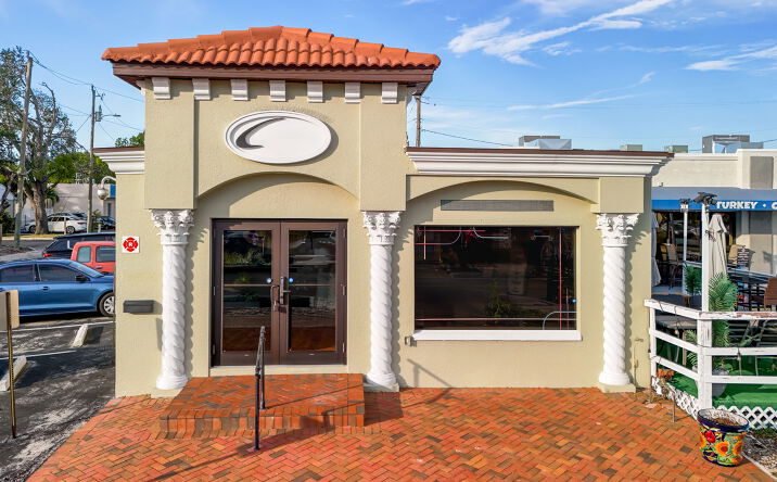 Pictures of Office, Retail property located at 1213 SE 47th Terrace, Cape Coral, FL 33904 for sales - image #1