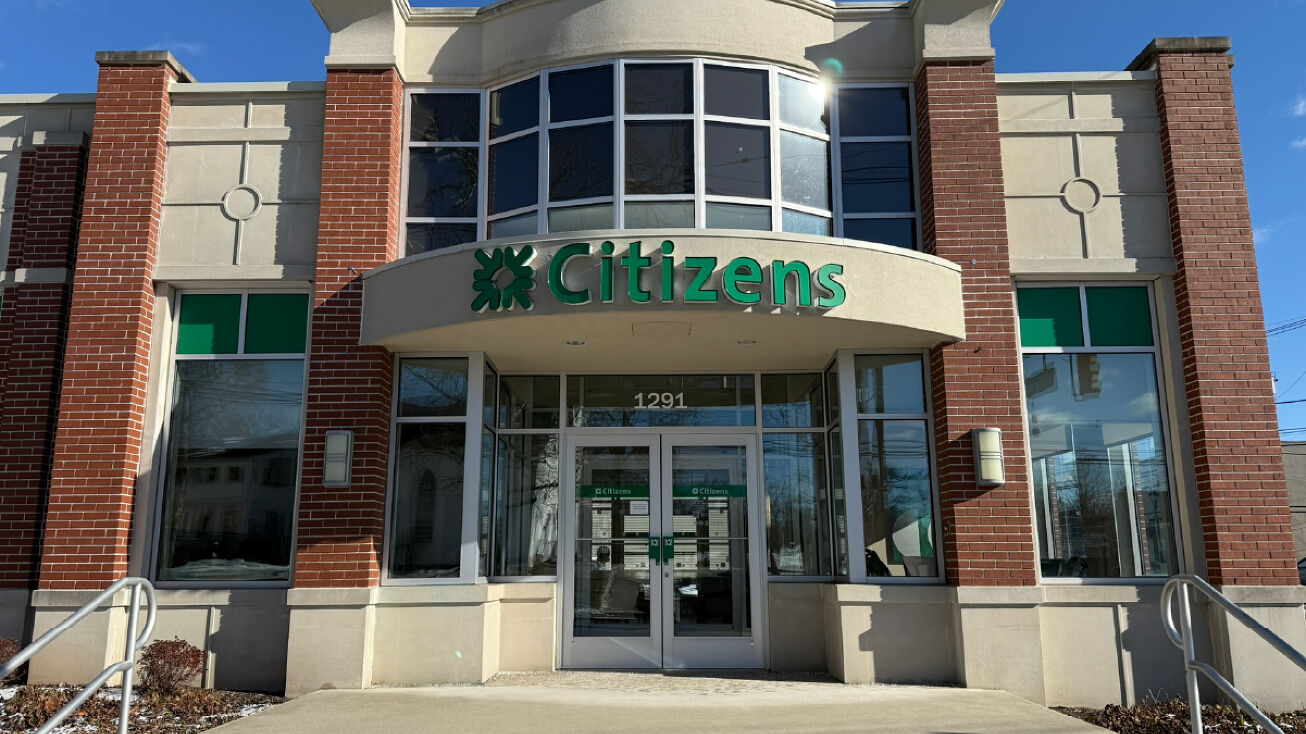 Pictures of Retail property located at 1291 Springfield Ave, New Providence, NJ 07974 for sales - image #1