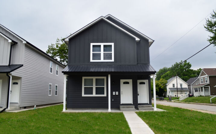 Pictures of Multifamily property located at 2018 Rembrandt St, Indianapolis, IN 46202 for sales - image #1