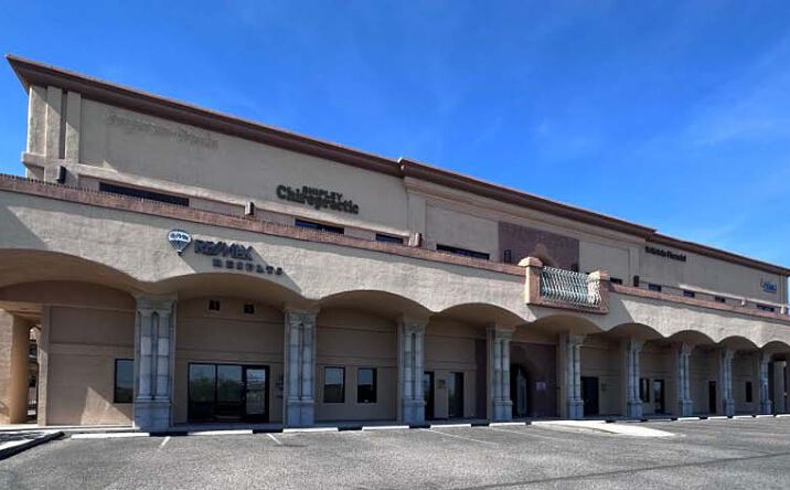 Pictures of Office property located at 2292 W Magee Rd, Tucson, AZ 85742 for comps - image #1