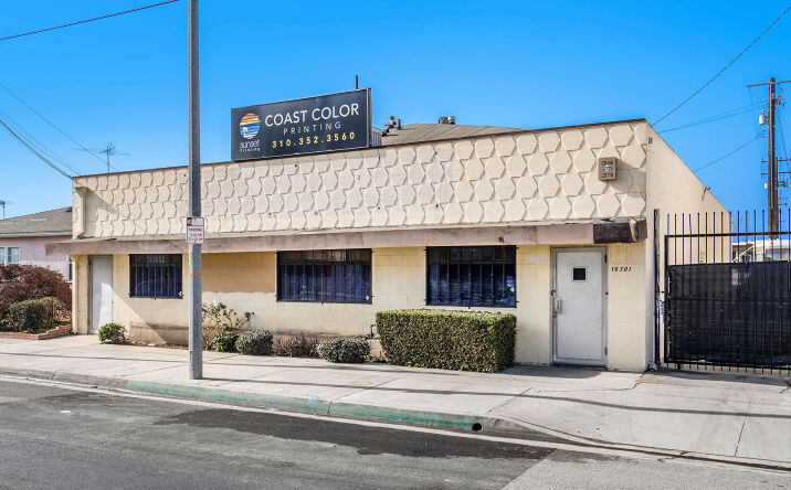 Pictures of Office, Industrial property located at 16301 S Broadway, Gardena, CA 90248 for sales - image #1