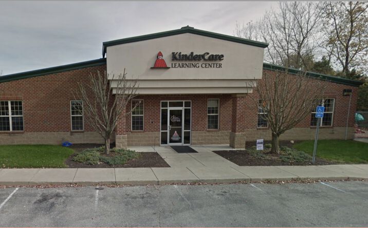 Pictures of Retail property located at 250 S Harbour Dr, Noblesville, IN 46062 for sales - image #1