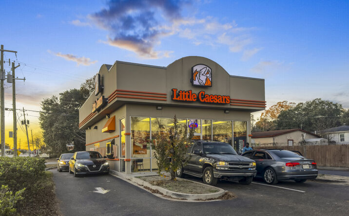 Pictures of Retail property located at 4450 Dorchester Rd, North Charleston, SC 29405 for comps - image #1