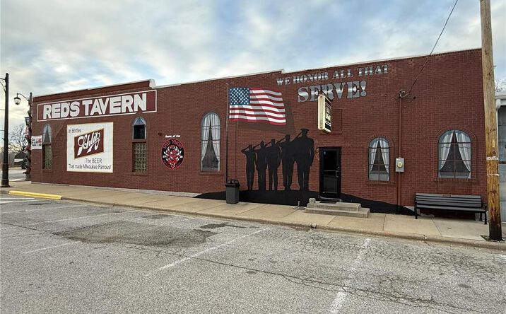 129 E Warren St, Bunker Hill, IL 62014 | Crexi.com
