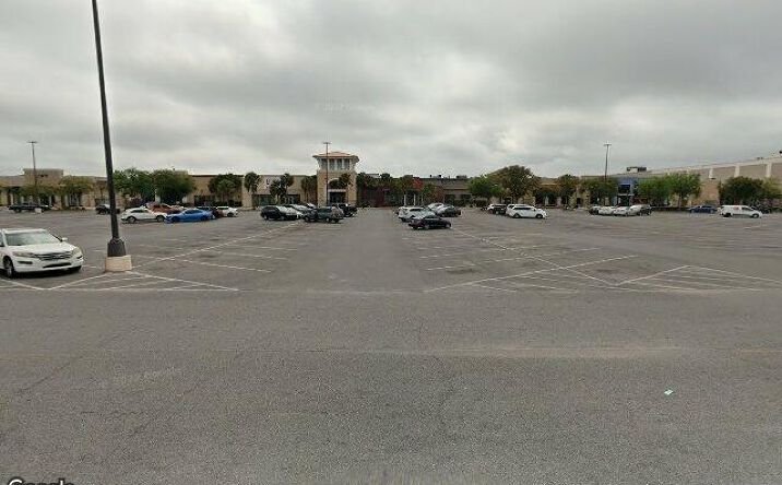 Pictures of Retail, Business for Sale property located at 5100 N 9th Ave, Pensacola, FL 32504 for sales - image #1