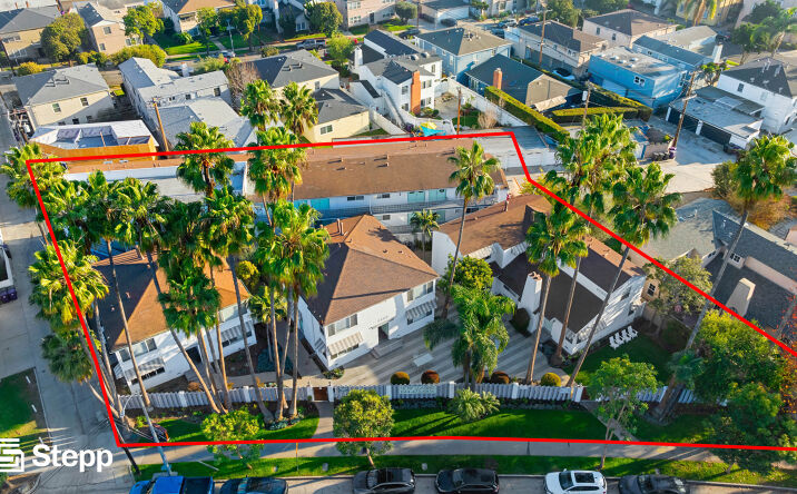 Pictures of Multifamily property located at 5120 E Livingston Dr, Long Beach, CA 90803 for sales - image #1