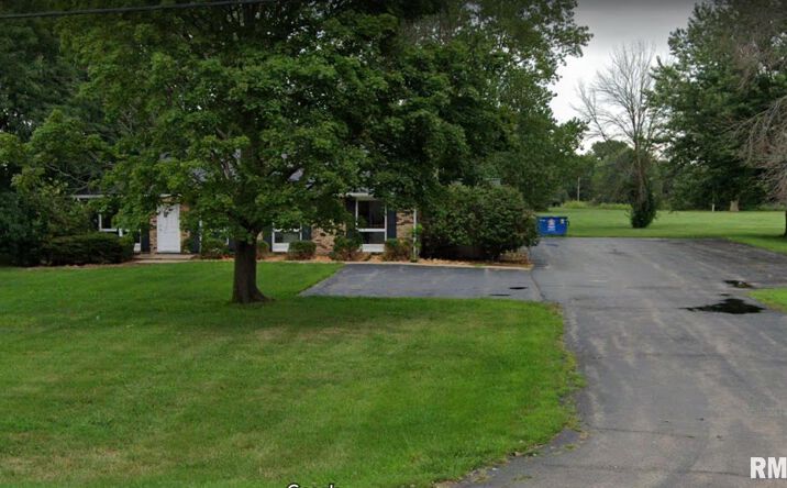 Pictures of Office, Retail property located at 2209 S MAIN Street, Princeton, IL 61356 for sales - image #1