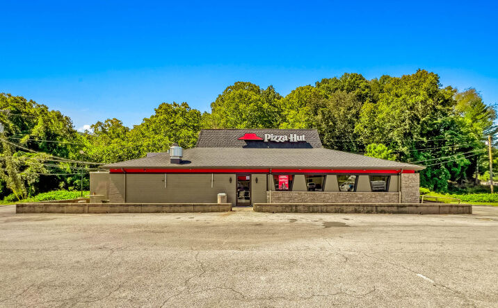 Pictures of Retail property located at 14455 US Route 25 East - Pineville, KY 40977, Pineville, KY 40977 for sales - image #1
