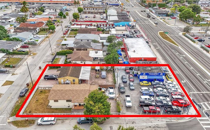 Pictures of Mixed Use, Retail property located at 4265 E 8th Ave, Hialeah, FL 33013 for sales - image #1