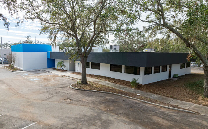 Pictures of Office property located at 4031 Upper Creek Dr, Sun City Center, FL 33573 for sales - image #1