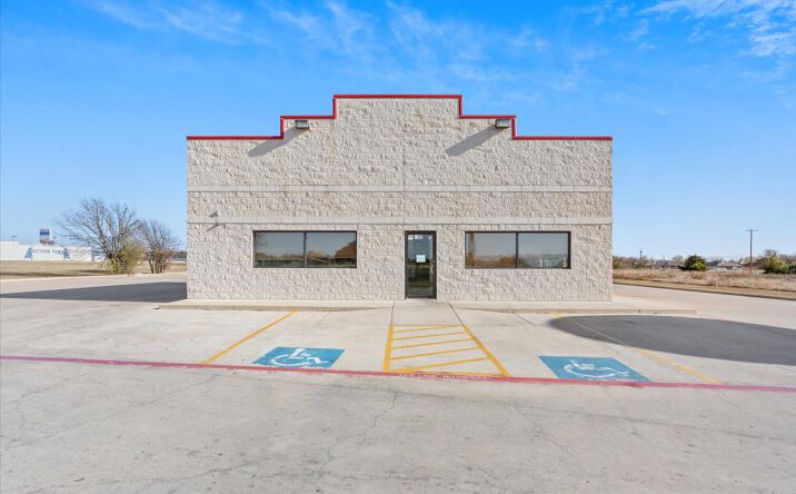 Pictures of Office, Retail property located at 912 N 38th St, Killeen, TX 76543 for sales - image #1