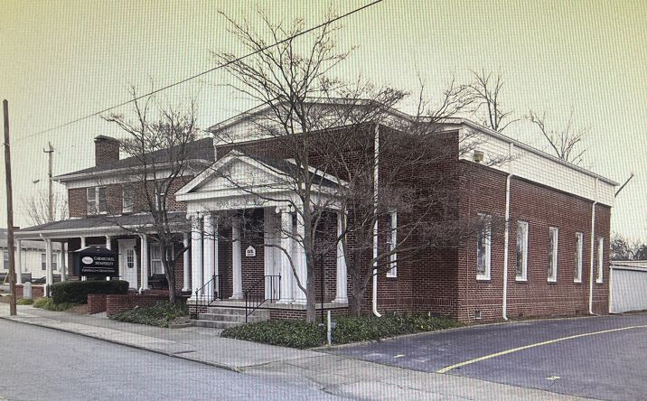 Pictures of Retail property located at 2968 E Point St, East Point, GA 30344 for sales - image #1