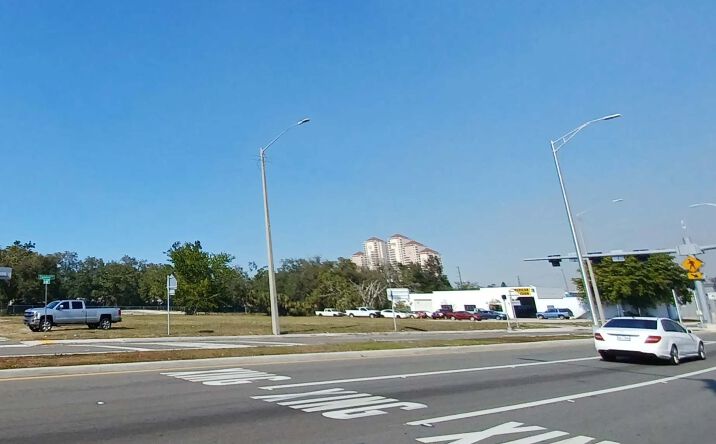 Pictures of Land property located at 2270 Cleveland Ave, Fort Myers, FL 33901 for sales - image #1