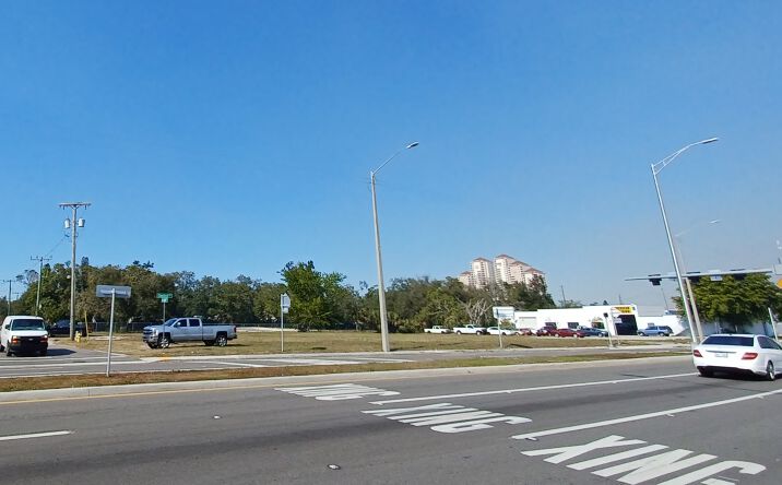 Pictures of Land property located at 2270 Cleveland Ave, Fort Myers, FL 33901 for sales - image #1