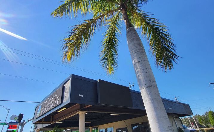 Pictures of Retail, Office, Mixed Use property located at 2160 Cleveland Ave, Fort Myers, FL 33901 for sales - image #1