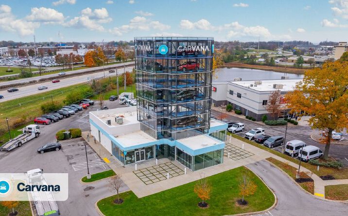 Pictures of Retail property located at 1510 Lake Shore Ct, Louisville, KY 40222 for sales - image #1