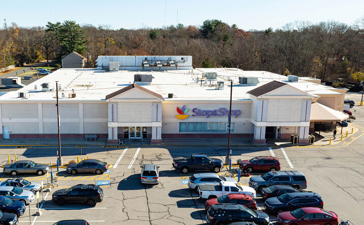 Pictures of Retail property located at 1475 Newman Ave, Seekonk, MA 02771 for sales - image #1