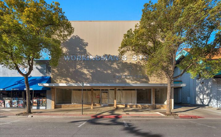 Pictures of Retail property located at 216 N Irwin St, Hanford, CA 93230 for sales - image #1