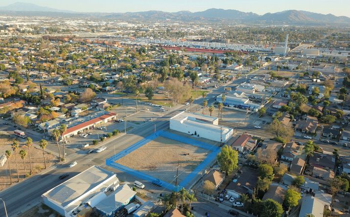 Pictures of Land property located at 738 N Mt Vernon Ave, San Bernardino, CA 92411 for sales - image #1