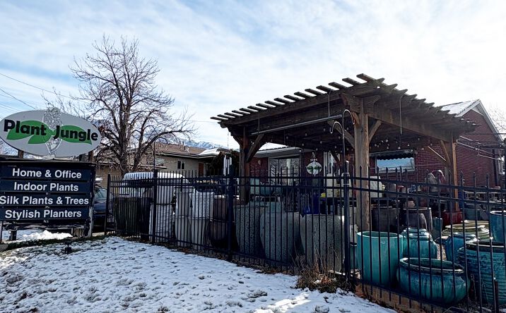 Pictures of Retail property located at 2194 East Fort Union Blvd, Cottonwood Heights, UT 84121 for sales - image #1