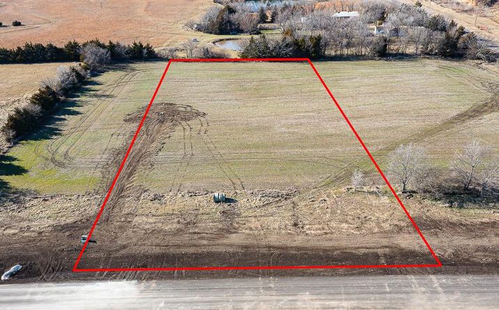 Pictures of Land property located at Lot 2 235th Street, Tonganoxie, KS 66086 for sales - image #1