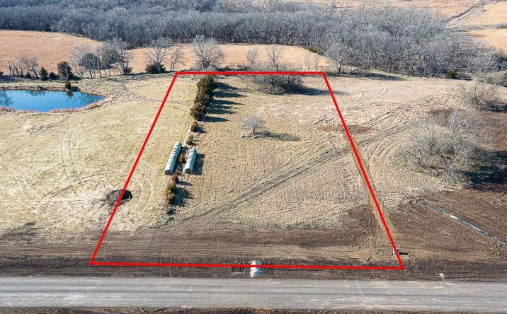 Pictures of Land property located at Lot 9 235th Street, Tonganoxie, KS 66086 for sales - image #1