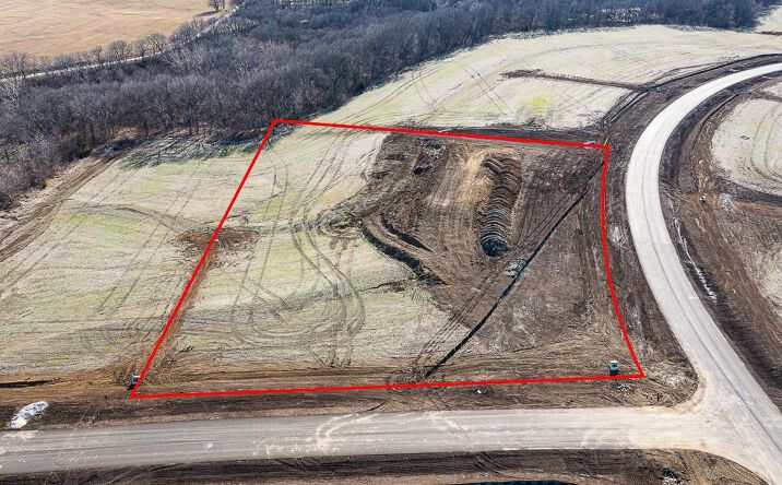 Pictures of Land property located at Lot 22 235th Street, Tonganoxie, KS 66086 for sales - image #1