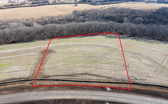 Pictures of Land property located at Lot 20 235th Street, Tonganoxie, KS 66086 for sales - image #1