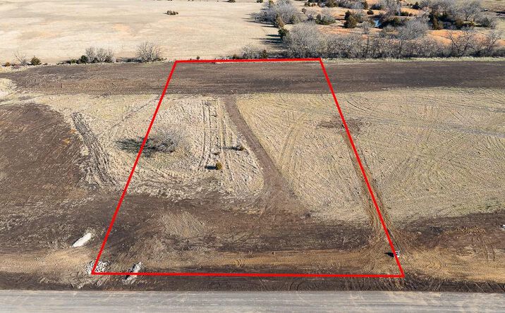 Pictures of Land property located at Lot 30 235th Street, Tonganoxie, KS 66086 for sales - image #1