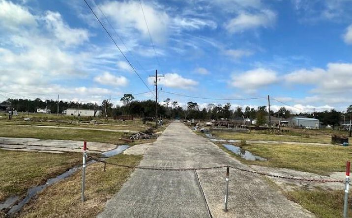 Pictures of Business for Sale property located at 7864 Nelson Road, Lake Charles, LA 70605 for sales - image #1
