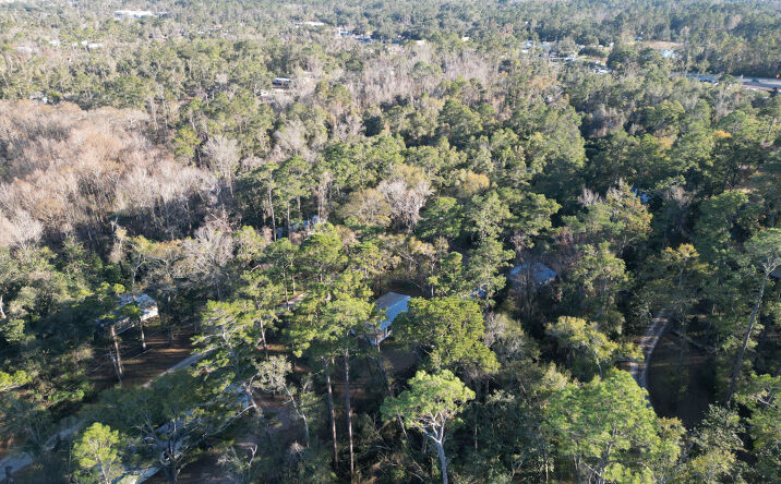 Pictures of Mobile Home Park property located at Burks Ln, Tallahassee, FL 32304 for sales - image #1