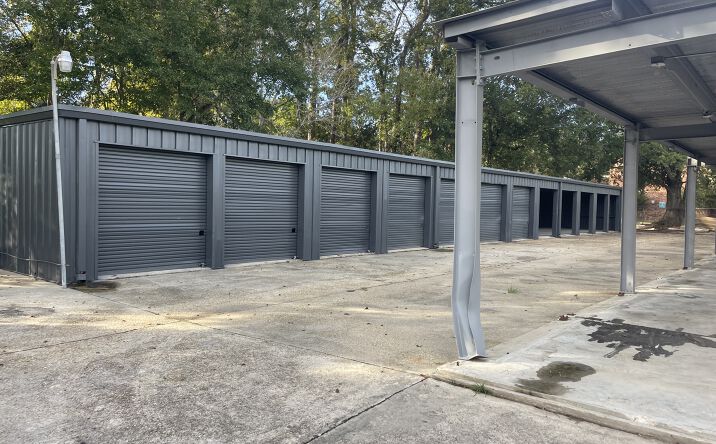 Pictures of Retail, Self Storage property located at 5531 McClelland Dr, Baton Rouge, LA 70805 for sales - image #1