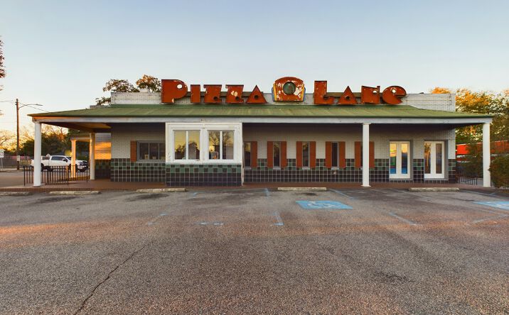 Pictures of Business for Sale, Retail property located at 460 Broad St, Sumter, SC 29150 for sales - image #1