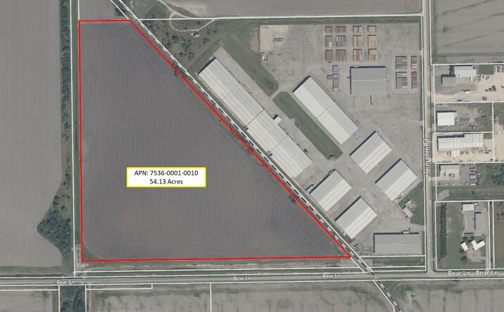 Pictures of Land property located at 5800 Bear Ln, Corpus Christi, TX 78405 for sales - image #1