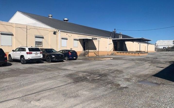 Pictures of Office, Industrial property located at 4401 Euphrosine St, New Orleans, LA 70125 for sales - image #1