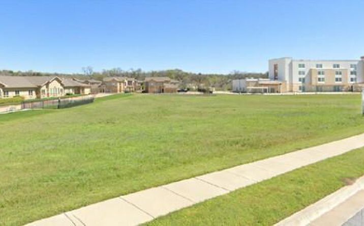 Pictures of Land property located at 0 Shops Blvd, Willow Park, TX 76087 for sales - image #1
