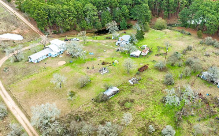 Pictures of Land property located at 5431 N Hwy 77, La Grange, USA 78945 for sales - image #1