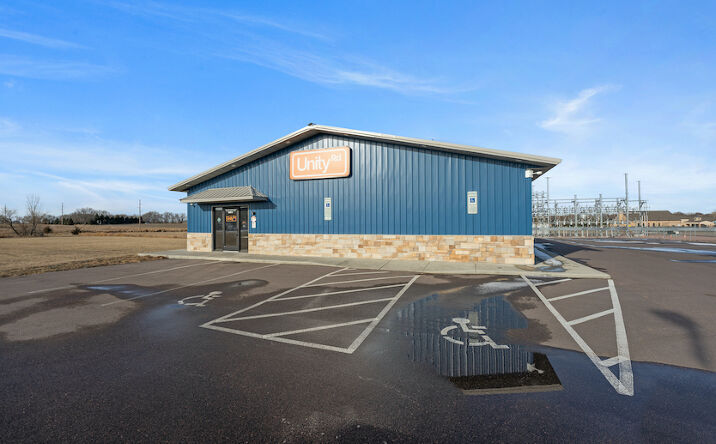 Pictures of Retail property located at 404 Opal Ln, Hartford, SD 57033 for sales - image #1