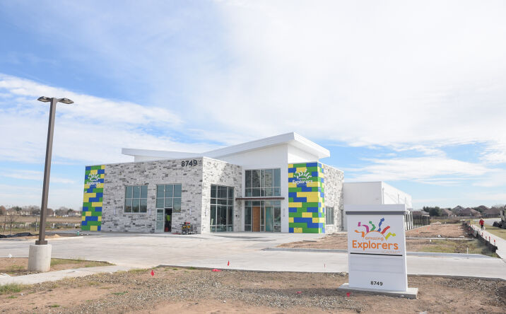 Pictures of Retail, Special Purpose property located at 8749 Vertex Blvd, Austin, TX 78747 for sales - image #1