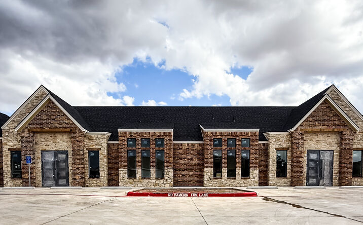 Pictures of Office property located at 6301-6303 79th Street, Lubbock, TX 79424 for sales - image #1