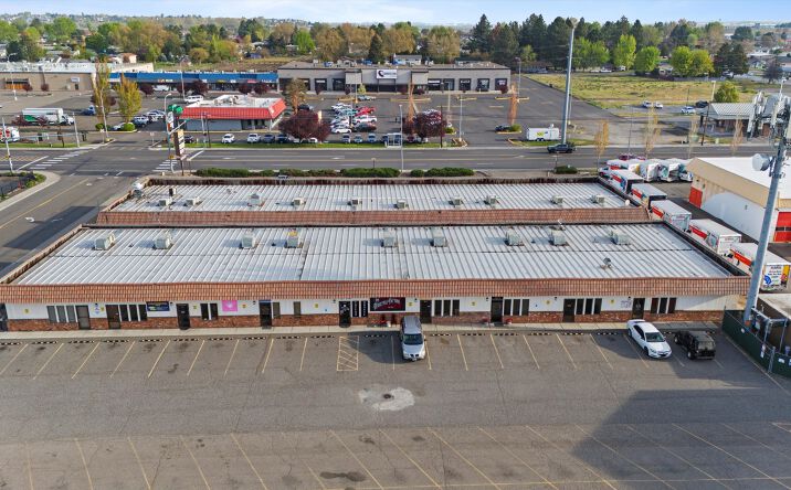 Pictures of Retail property located at 3330 W Court St, Pasco, WA 99301 for sales - image #1