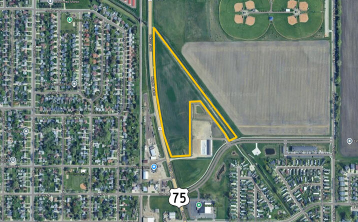 Pictures of Land property located at 2300 8th Ave N, Moorhead, MN 56560 for sales - image #1